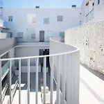 Live Like A Local In Contemporary Duplex شقة *