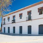 Live Like A Local In Contemporary Duplex إشبيلية