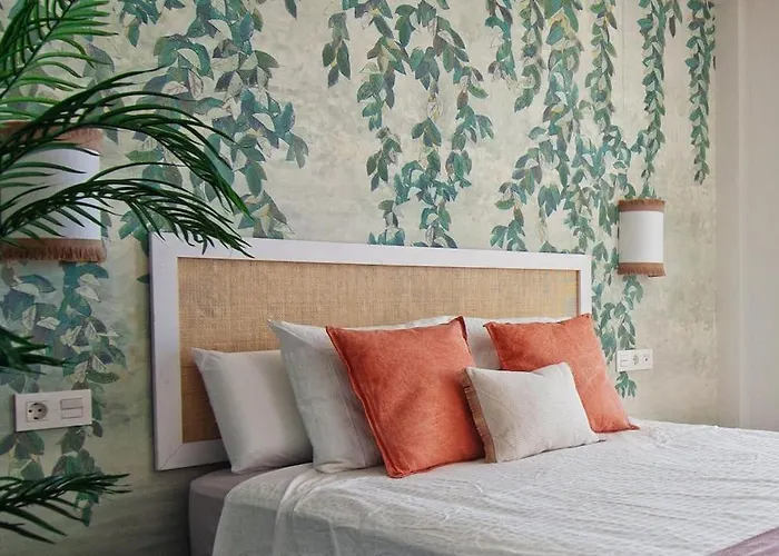 Live Like A Local In Contemporary Duplex Apartament