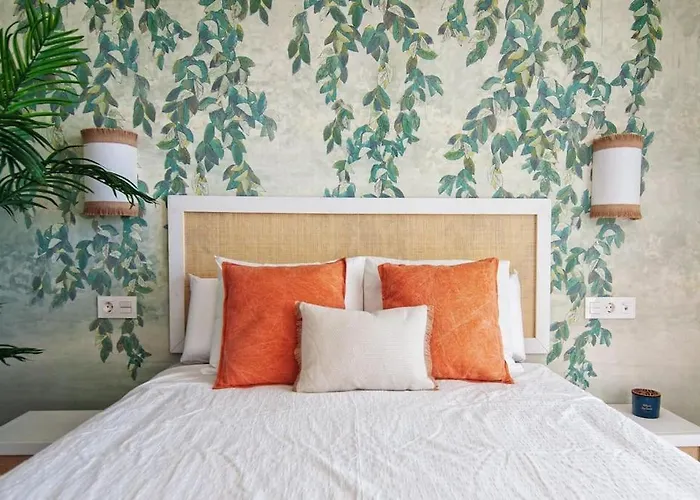 Live Like A Local In Contemporary Duplex Apartament *