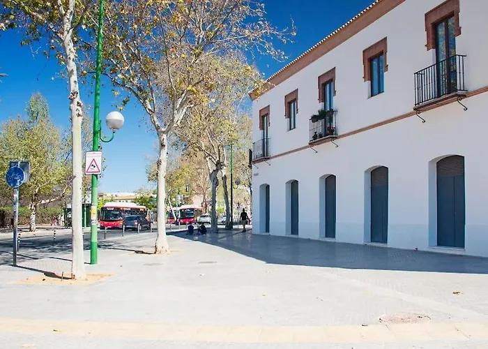 Live Like A Local In Contemporary Duplex * Sewilla