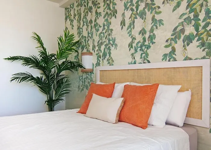 Live Like A Local In Contemporary Duplex Apartament Sewilla